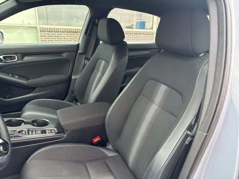 Used 2023 Honda Civic Sport image 11