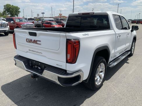 Used 2019 GMC Sierra 1500 SLT w/ SLT Premium Plus Package AWD/4WD image 13