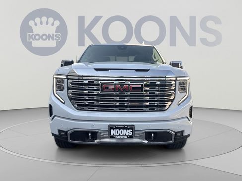 New 2026 GMC Sierra 1500 Denali w/ Denali Reserve Package AWD/4WD image 8