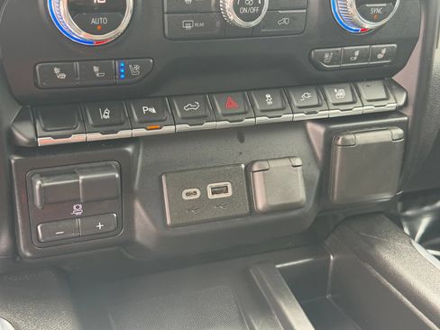 Used 2020 GMC Sierra 3500 Denali w/ Gooseneck/5TH Wheel Package AWD/4WD image 24