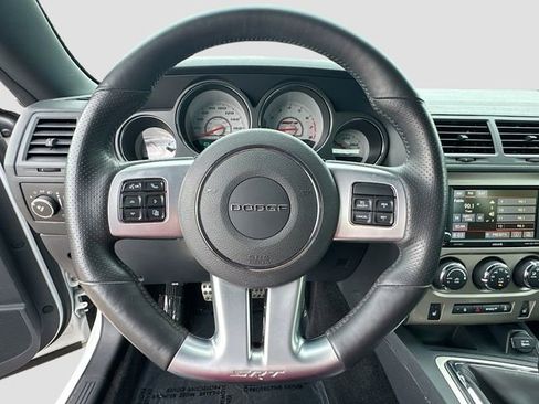 Used 2014 Dodge Challenger SRT8 RWD image 11