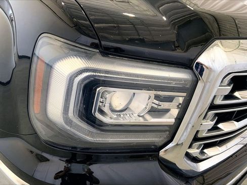 Used 2018 GMC Sierra 1500 SLT w/ Enhanced Driver Alert Package RWD image 12