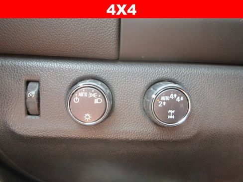 Used 2019 Chevrolet Colorado LT AWD/4WD image 22