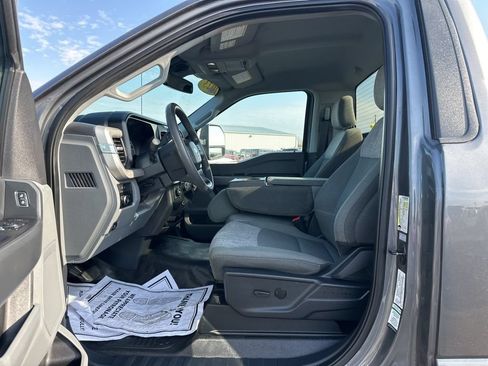 Used 2023 Ford F250 XLT AWD/4WD image 8