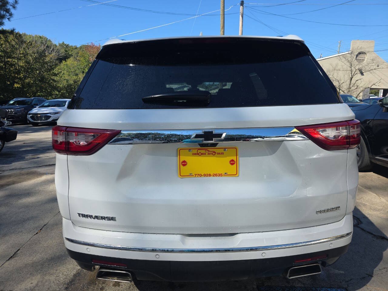 Used 2019 Chevrolet Traverse Premier w/ Driver Confidence II Package FWD image 5
