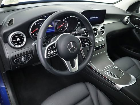 Used 2022 Mercedes-Benz GLC 300 GLC 300 image 9