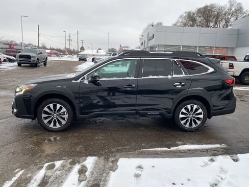 Used 2023 Subaru Outback Limited XT image 10