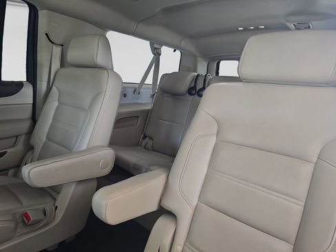Used 2019 GMC Yukon XL Denali w/ Denali Ultimate Package image 16