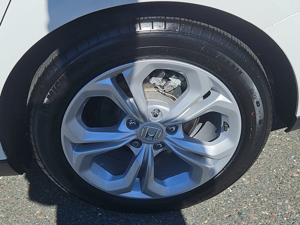 Certified 2025 Honda Accord LX image 8