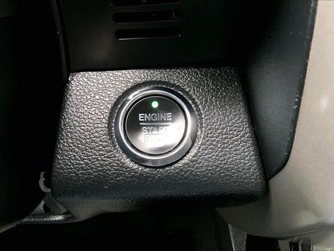 Used 2020 Ford F150 Lariat w/ Equipment Group 502A Luxury AWD/4WD image 36
