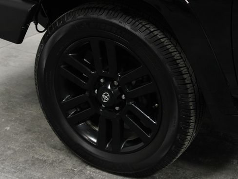 Used 2020 Toyota 4Runner Nightshade image 10