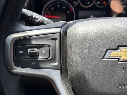 Used 2022 Chevrolet Silverado 2500 LTZ w/ LTZ Convenience Package AWD/4WD image 15