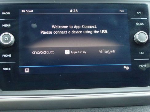 Used 2018 Volkswagen Atlas SE image 18