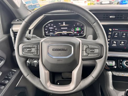 Used 2024 GMC Sierra 1500 Denali w/ Denali Reserve Package AWD/4WD image 16
