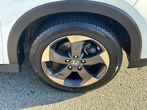 Used 2018 Honda HR-V EX-L image 40