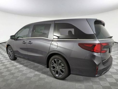 New 2026 Honda Odyssey Touring image 3