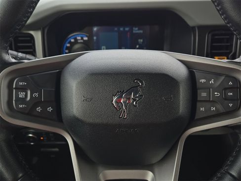 Used 2022 Ford Bronco Badlands w/ Sasquatch Package image 19