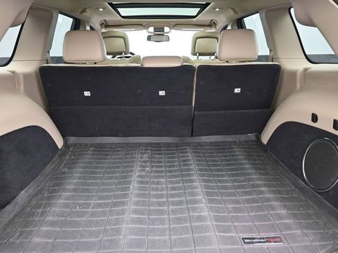 Used 2016 Jeep Grand Cherokee Limited w/ Luxury Group II image 11