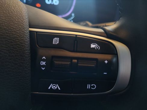 Used 2023 Kia Sportage EX image 24