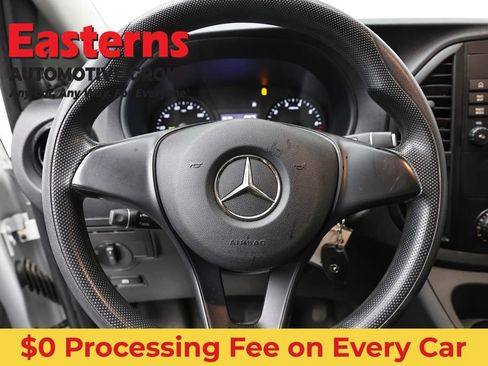 Used 2022 Mercedes-Benz Metris image 10