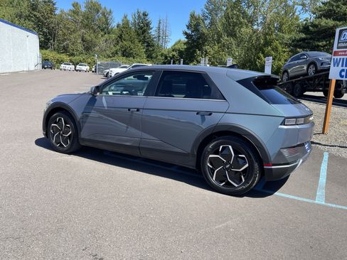 Certified 2024 Hyundai Ioniq 5 SEL RWD image 3