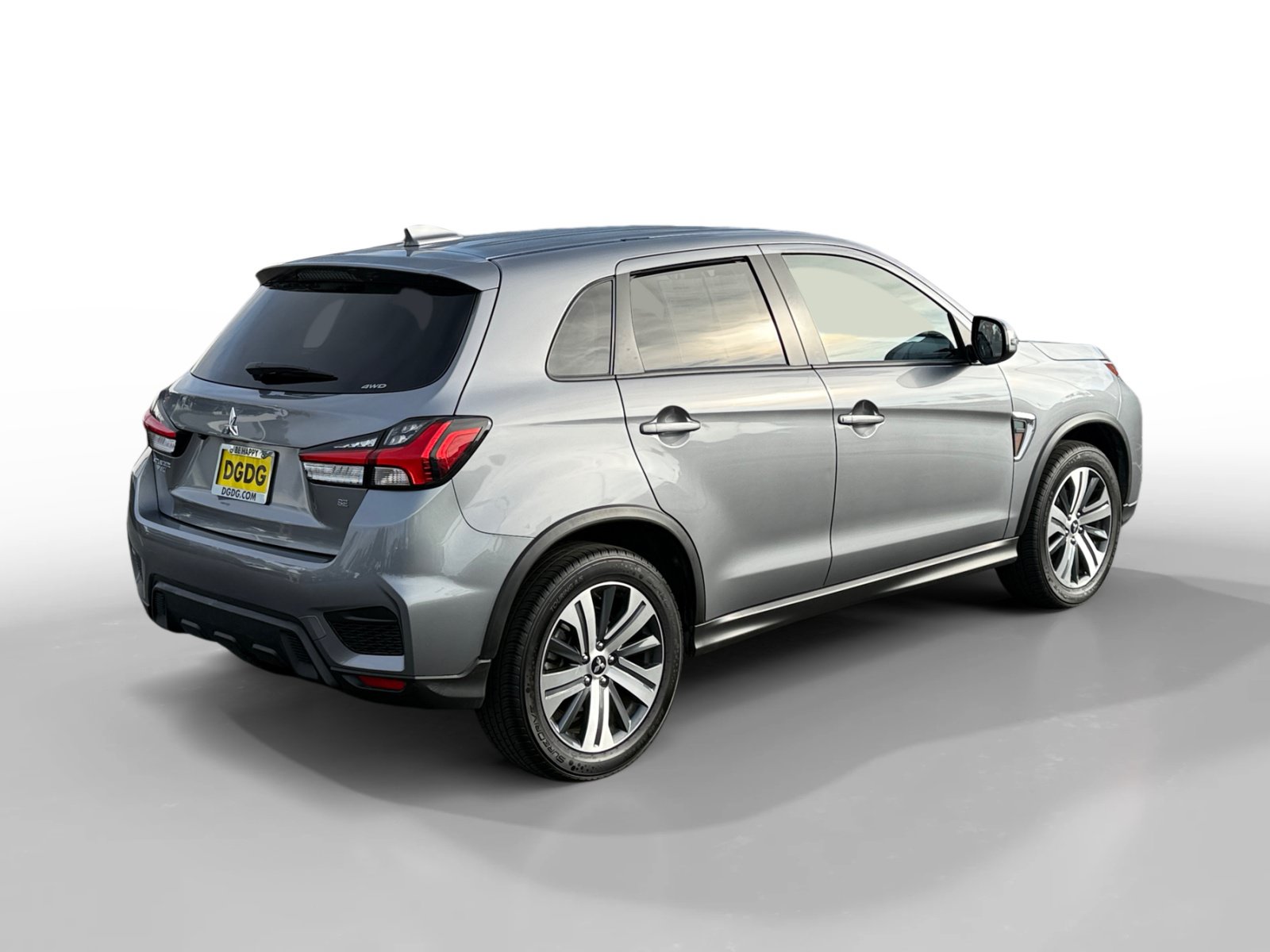 Used 2024 Mitsubishi Outlander Sport SE AWD/4WD image 5