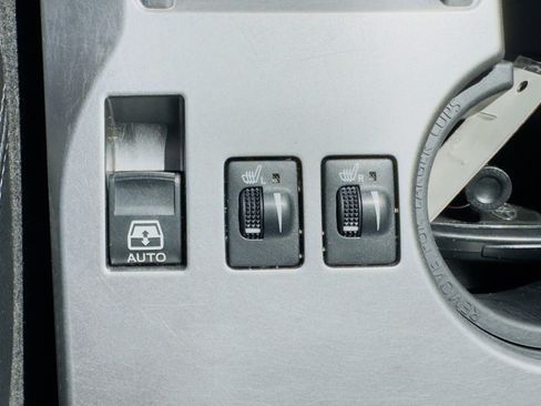 Used 2022 Toyota 4Runner SR5 Premium image 23