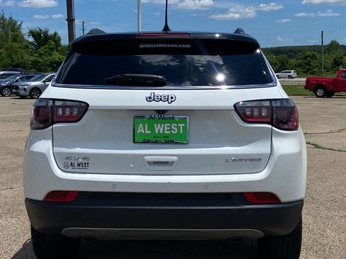 Used 2024 Jeep Compass Limited AWD/4WD image 4