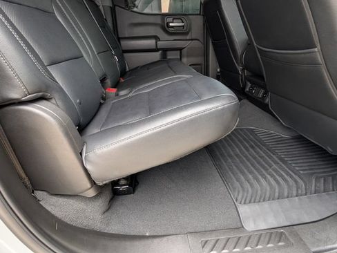 Used 2024 Chevrolet Silverado 1500 Custom Trail Boss w/ Turbomax Blackout Package AWD/4WD image 19
