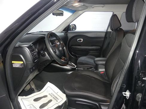 Used 2017 Kia Soul w/ Convenience Package image 20