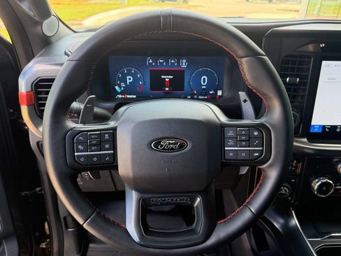 Used 2025 Ford F150 Raptor AWD/4WD image 33