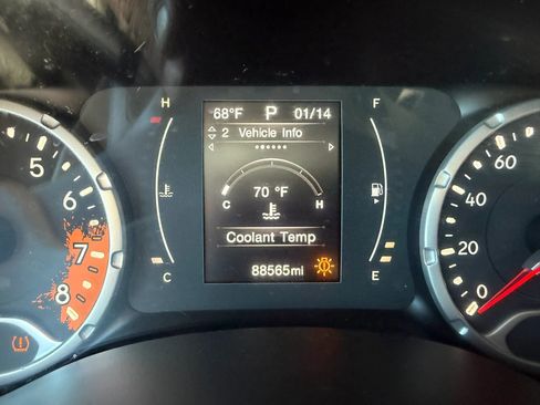 Used 2016 Jeep Renegade Sport w/ Power & Air Group AWD/4WD image 24