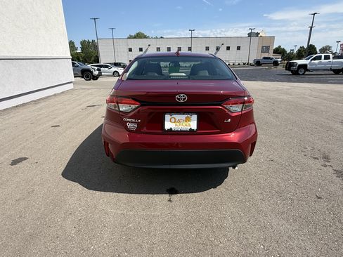 Certified 2025 Toyota Corolla LE FWD image 23