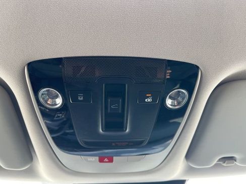 Used 2024 Kia Seltos SX w/ SX Sunroof Package AWD/4WD image 26