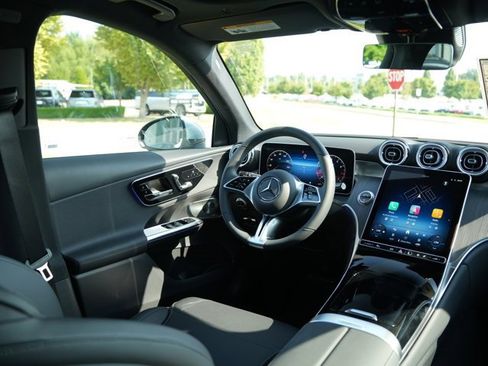 Used 2026 Mercedes-Benz GLC 300 4MATIC image 20