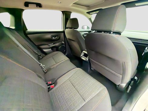 Used 2025 Honda HR-V EX-L image 28