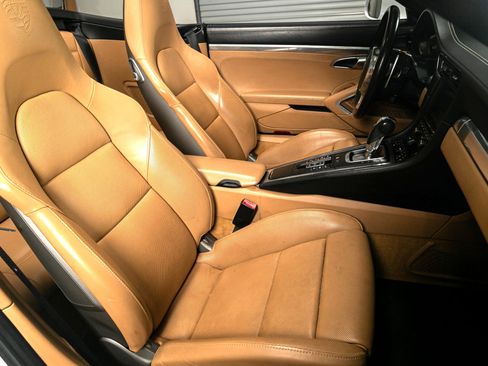 Used 2015 Porsche 911 Carrera S image 24
