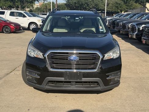 Used 2019 Subaru Ascent Premium w/ Popular Package #2 AWD/4WD image 2