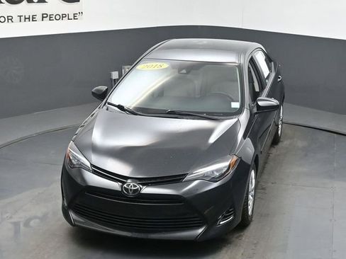 Used 2018 Toyota Corolla LE w/ Body Protection Package FWD image 44