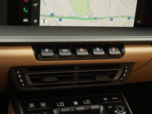 Used 2023 Porsche 911 Targa 4S image 17