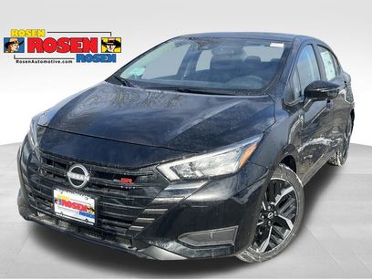 New 2025 Nissan Versa SR w/ Trunk Package