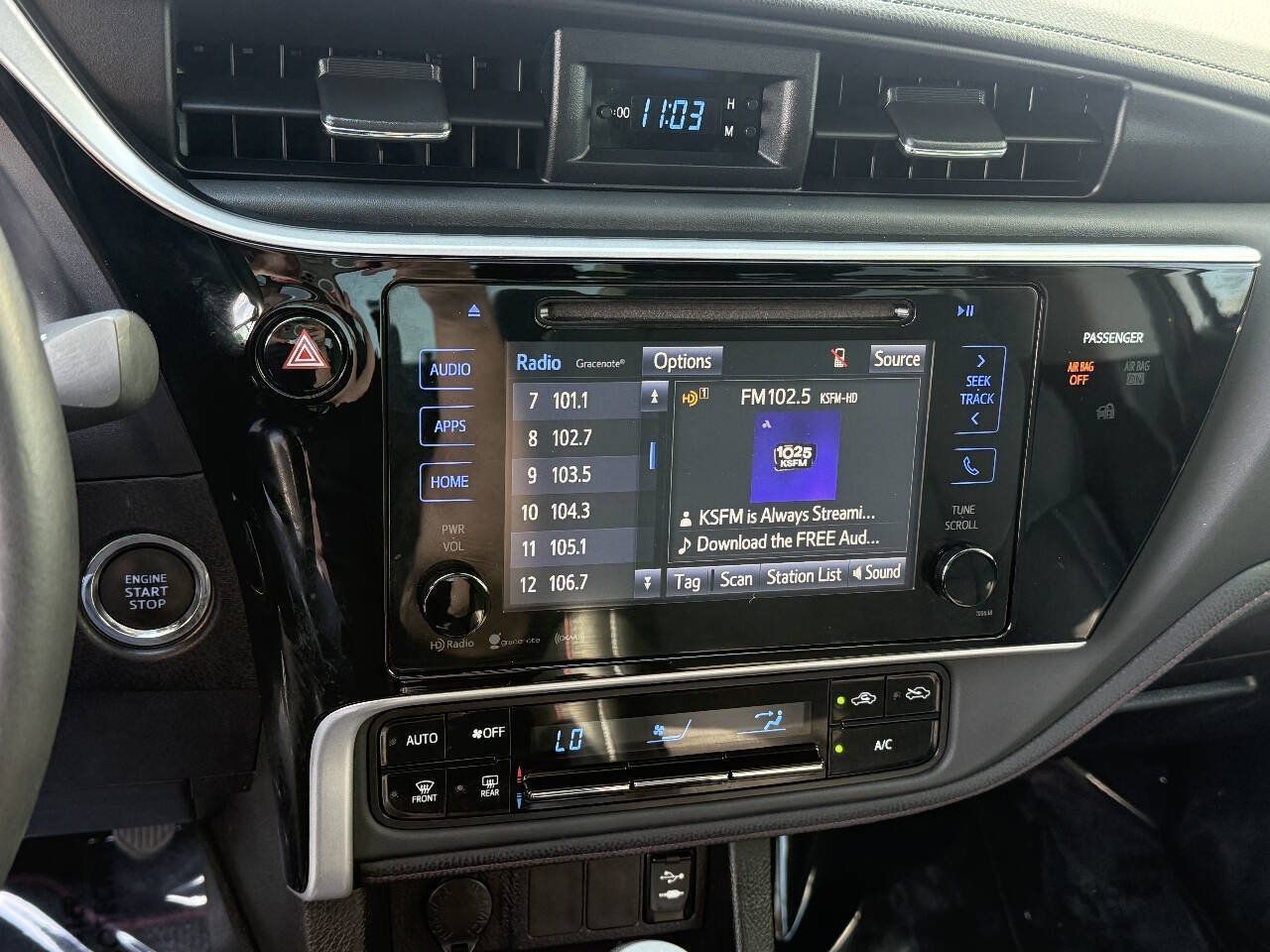 Used 2017 Toyota Corolla SE 50th Anniversary FWD image 9