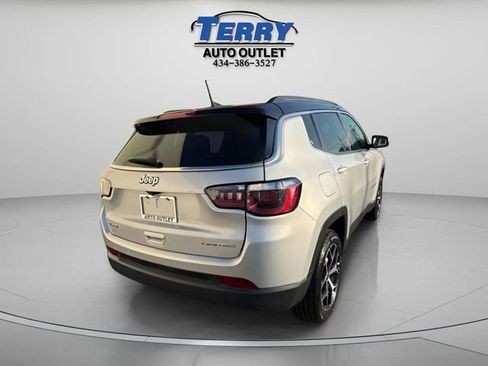 Used 2025 Jeep Compass Limited AWD/4WD image 6