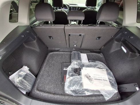 Used 2024 Volkswagen Taos S image 12