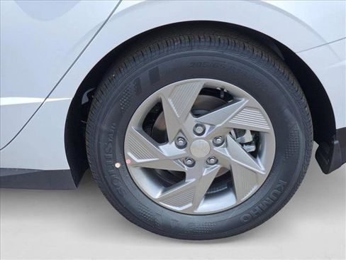 New 2025 Hyundai Sonata SE image 10