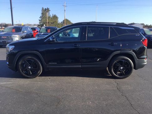 Used 2019 GMC Terrain SLE w/ GMC Pro Grade Package image 2