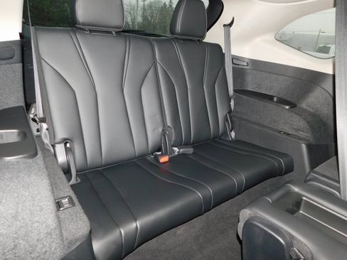 Used 2022 Acura MDX Technology image 35