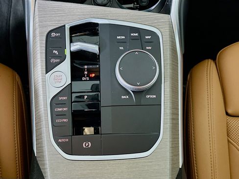 Used 2025 BMW 330i Sedan image 25