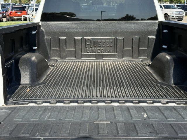 Used 2025 GMC Sierra 1500 SLT AWD/4WD image 29