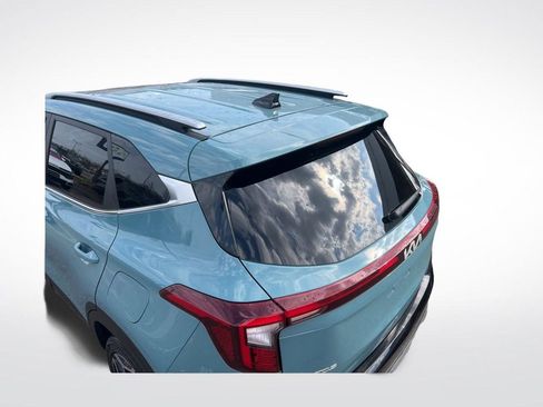 Certified 2024 Kia Seltos SX w/ SX Sunroof Package image 40